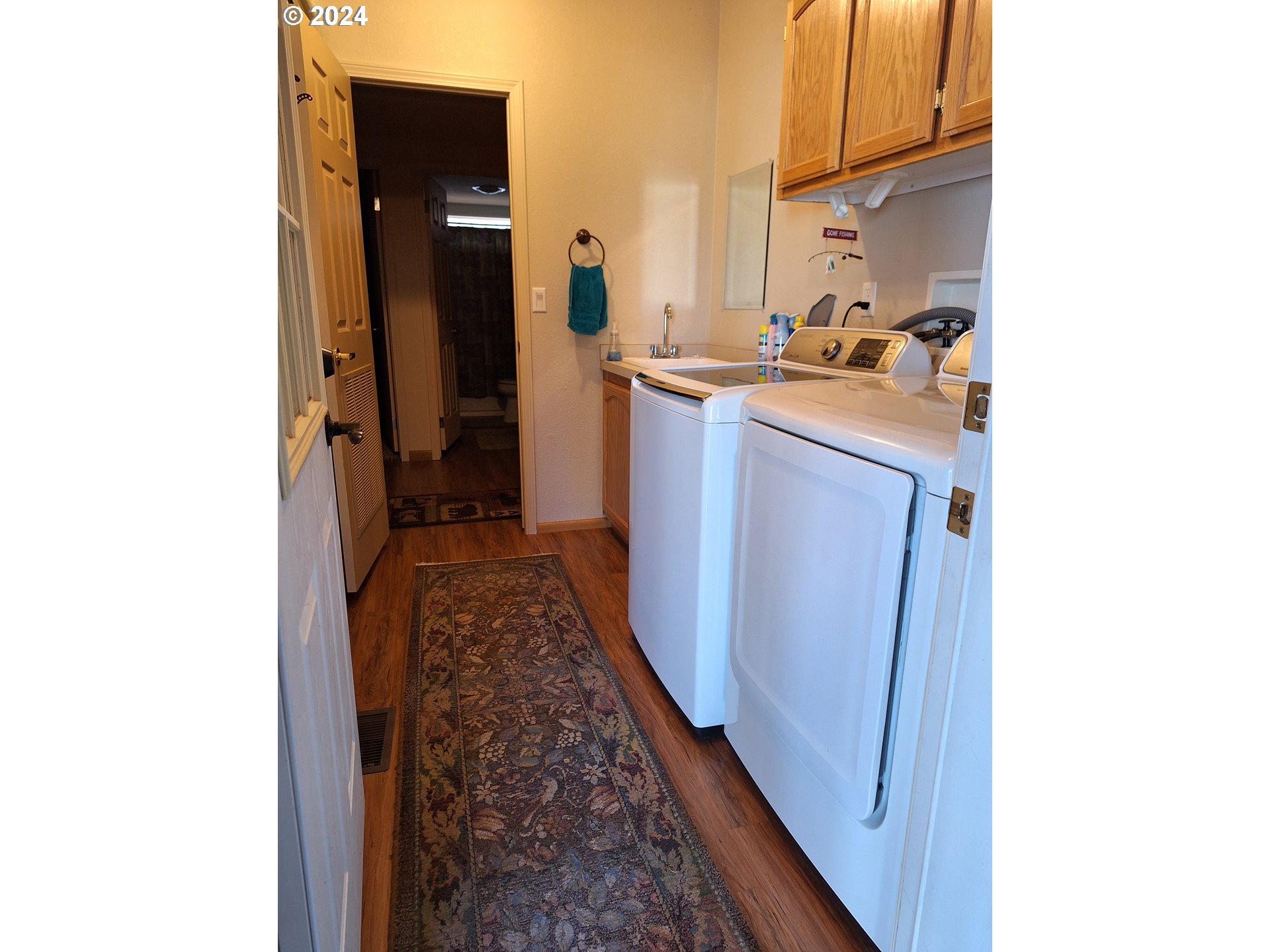 111 North Sentosa Lake Road Wamic, OR 97063 - Photo 18 of 28 Gallery Image 18