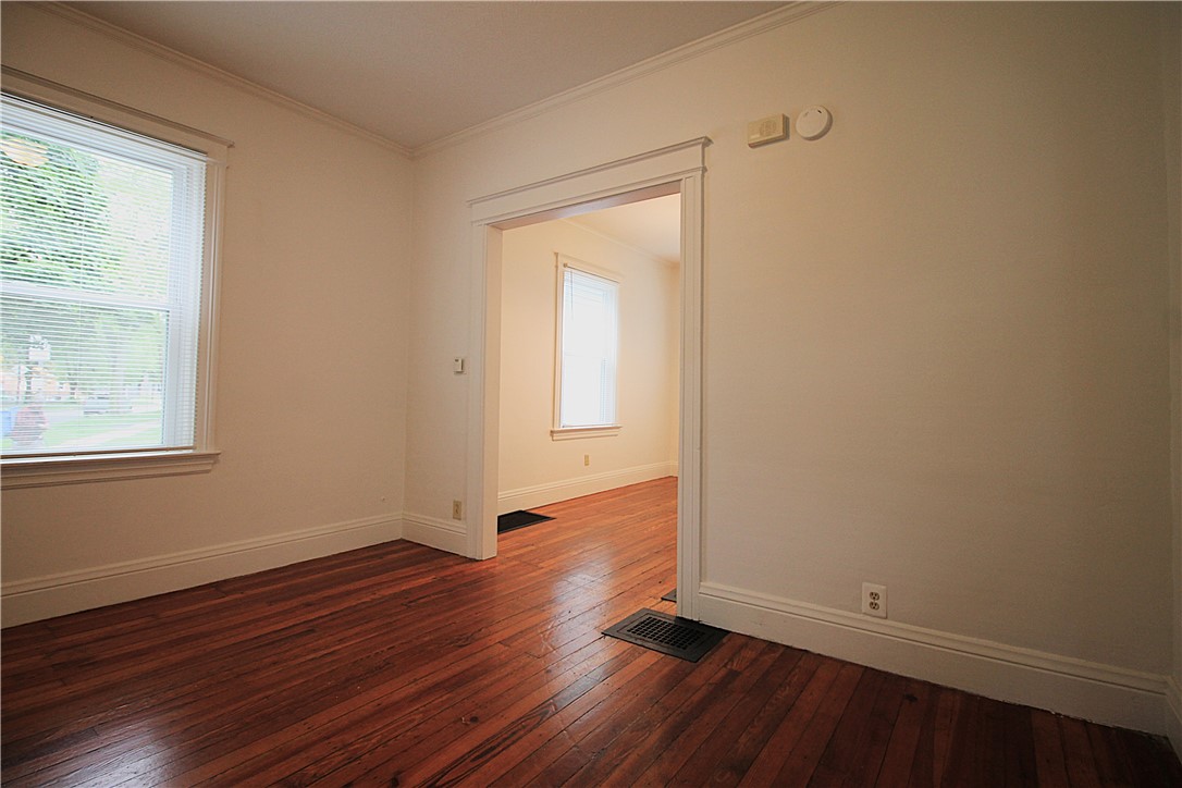 125 Field Street Rochester, NY 14620 - Photo 12 of 28