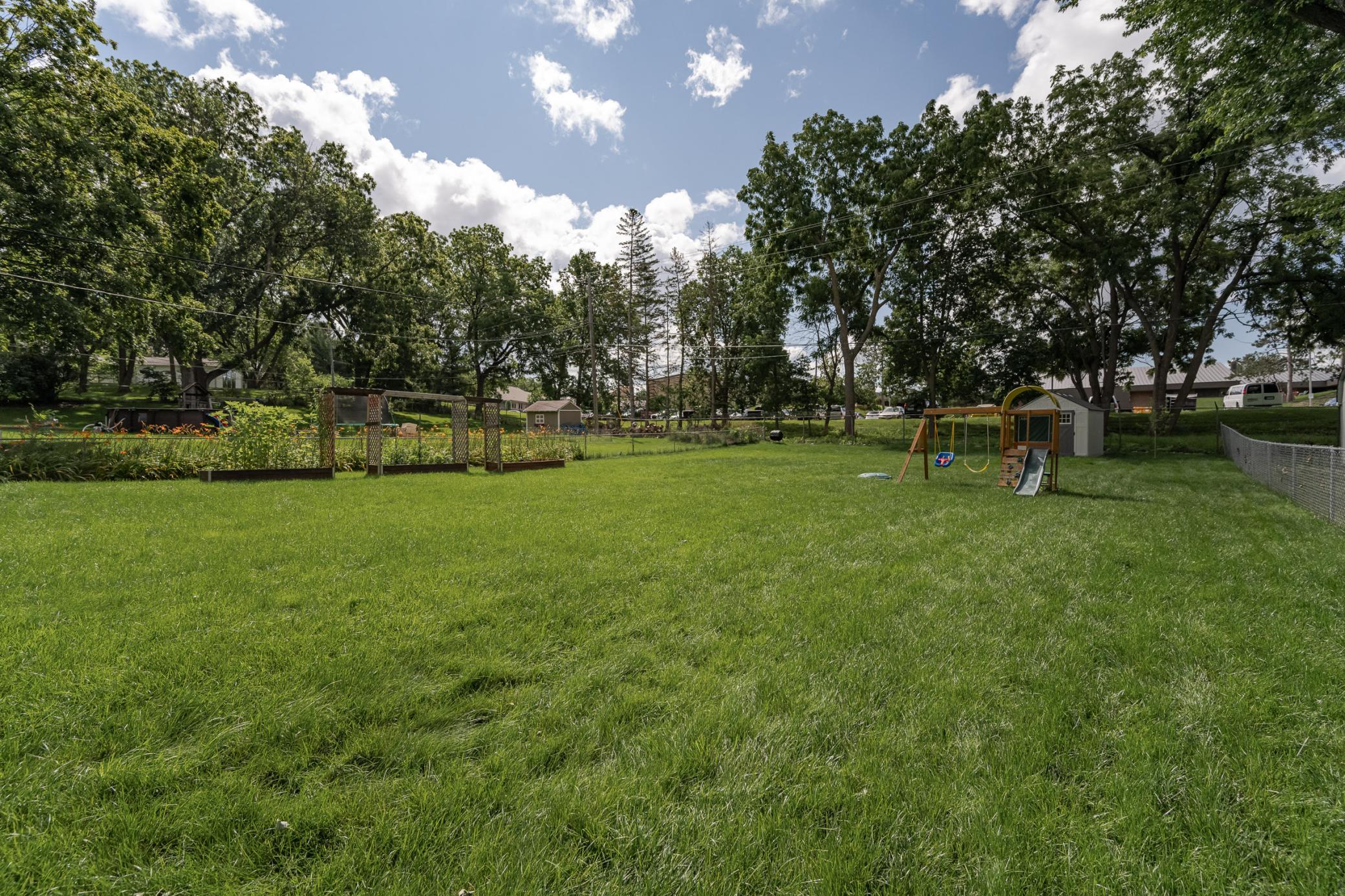 1438 20th Street Northwest Rochester, MN 55901 - Photo 28 of 32
