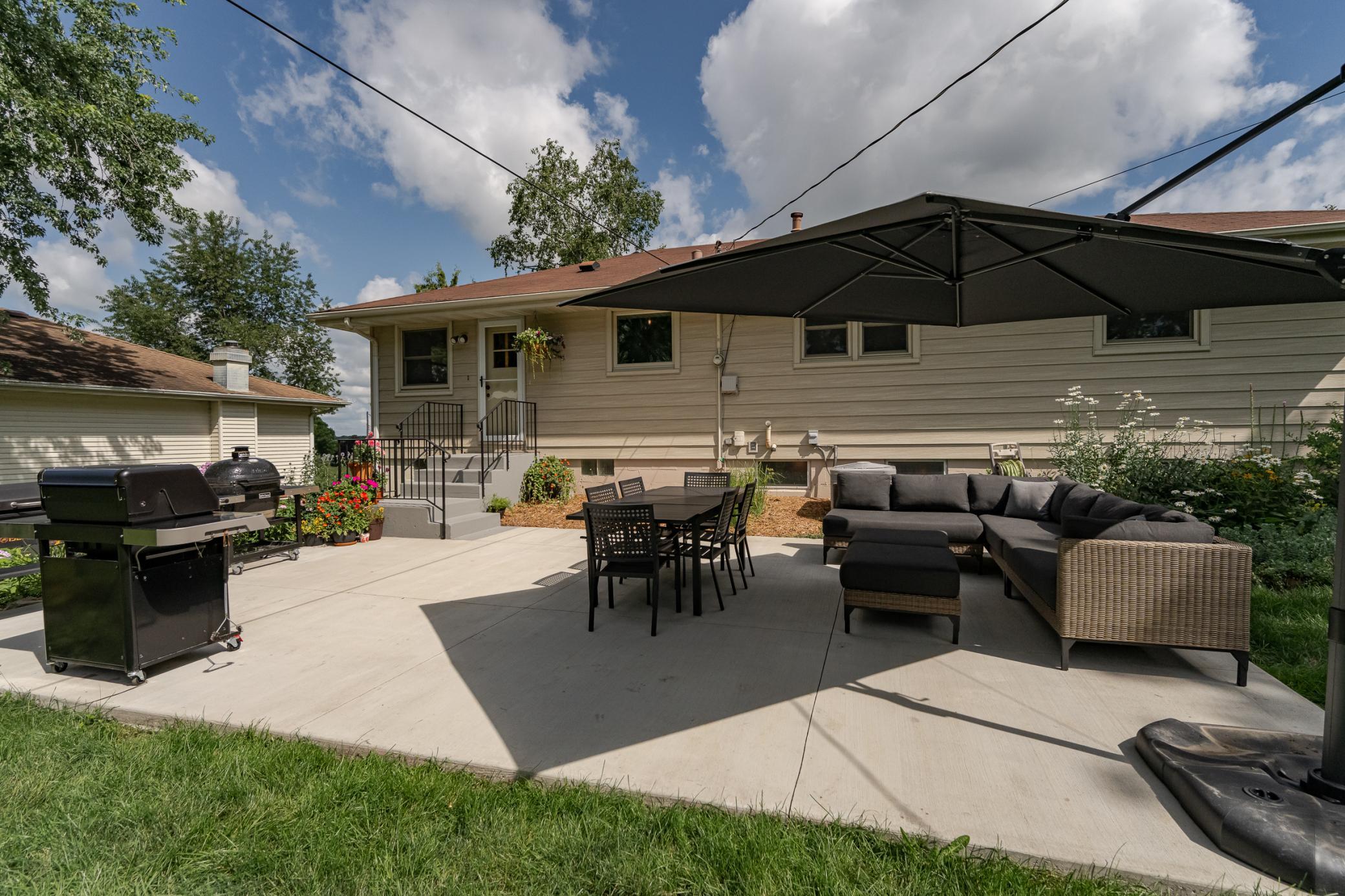 1438 20th Street Northwest Rochester, MN 55901 - Photo 6 of 32