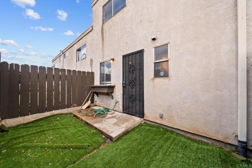 1604 Presioca Street, Unit 11 Spring Valley, CA 91977 - Photo 16 of 33
