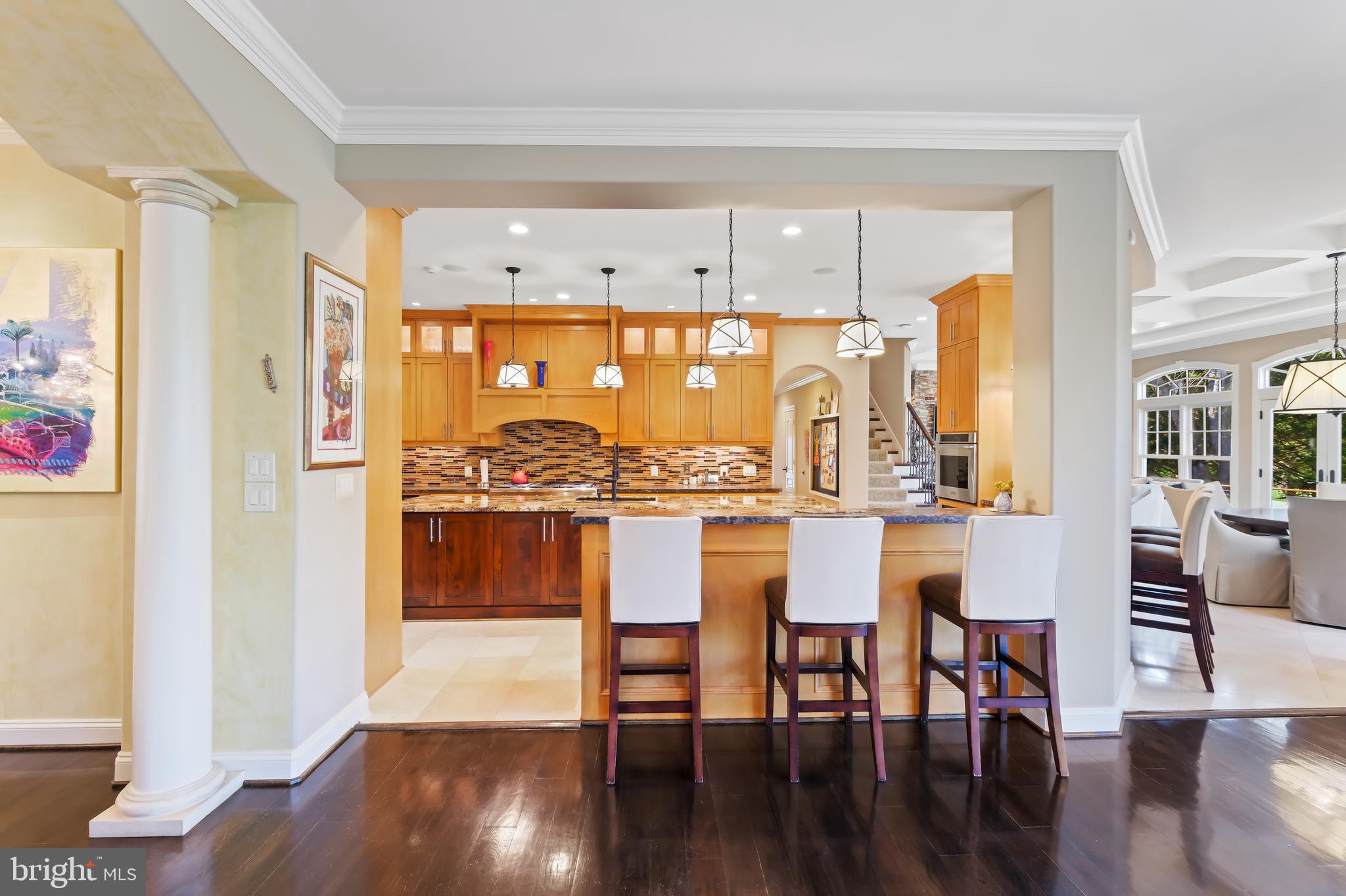 11724 Gainsborough Road Potomac, MD 20854 - Photo 13 of 78