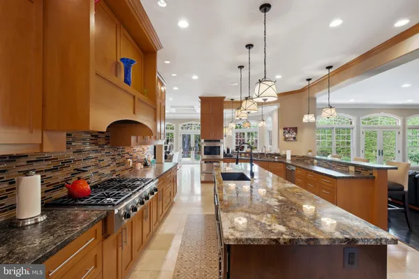 $2,995,000 | 11724 Gainsborough Road, Potomac, MD 20854