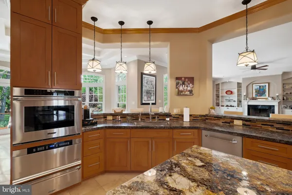 $2,995,000 | 11724 Gainsborough Road, Potomac, MD 20854