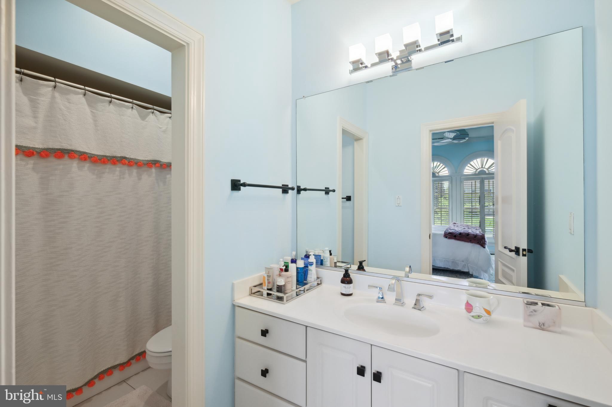 11724 Gainsborough Road Potomac, MD 20854 - Photo 47 of 78