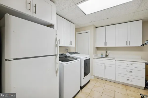 $2,995,000 | 11724 Gainsborough Road, Potomac, MD 20854