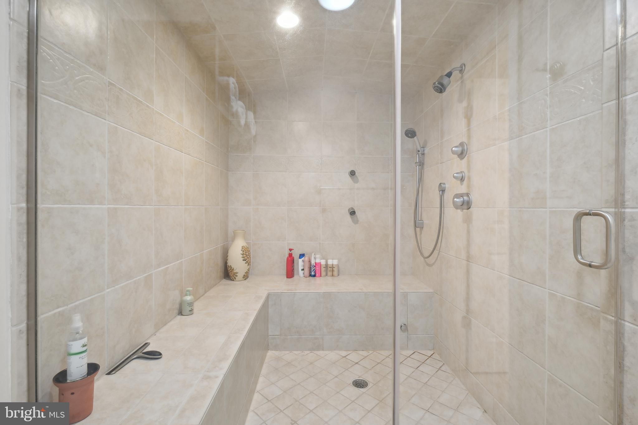 11724 Gainsborough Road Potomac, MD 20854 - Photo 53 of 78