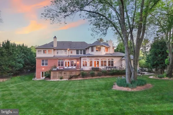 $2,995,000 | 11724 Gainsborough Road, Potomac, MD 20854