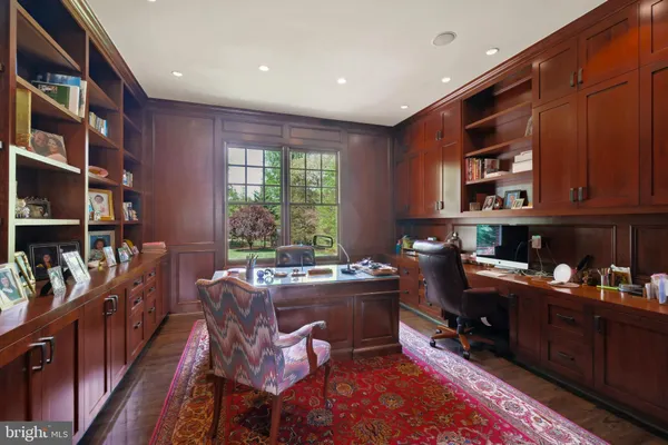 $2,995,000 | 11724 Gainsborough Road, Potomac, MD 20854