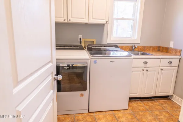 $529,000 | 2050 Paradise Ridge, Brandon, MS 39042