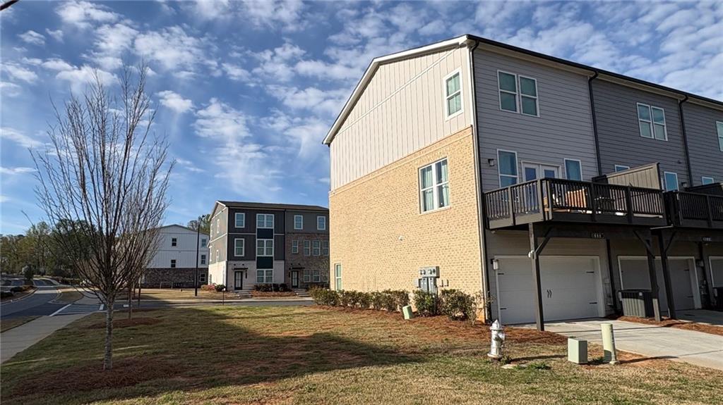 600 Tiller Way Acworth, GA 30102 - Photo 20 of 23 a view of a house with street