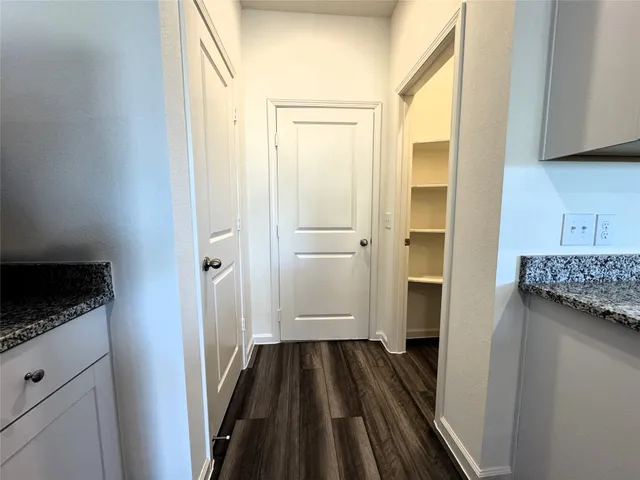 $2,050 | 8219 Vacek Xing Way, Richmond, TX 77469