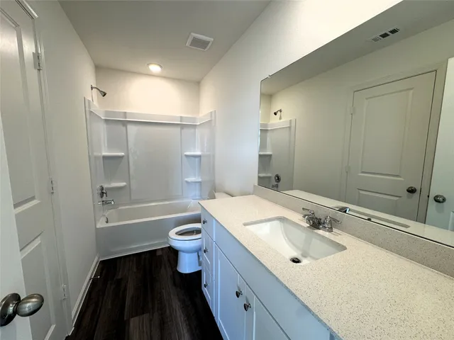 $2,050 | 8219 Vacek Xing Way, Richmond, TX 77469