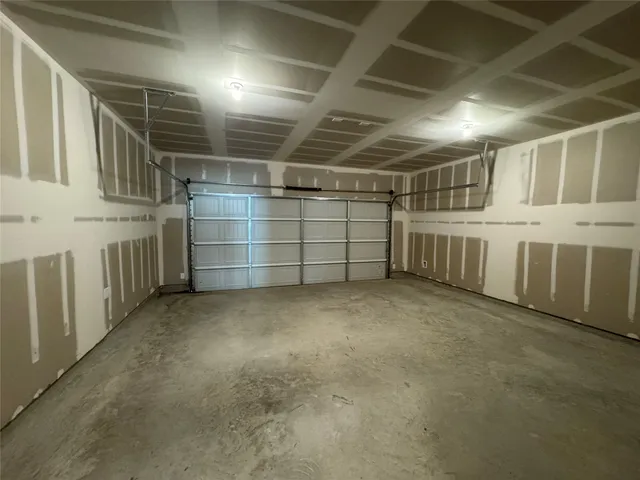 $2,050 | 8219 Vacek Xing Way, Richmond, TX 77469