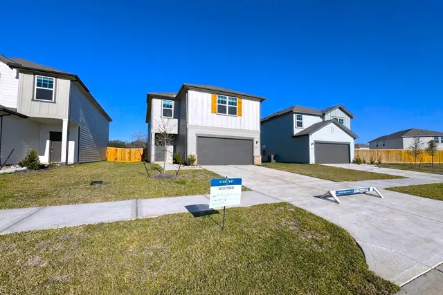 $2,050 | 8219 Vacek Xing Way, Richmond, TX 77469