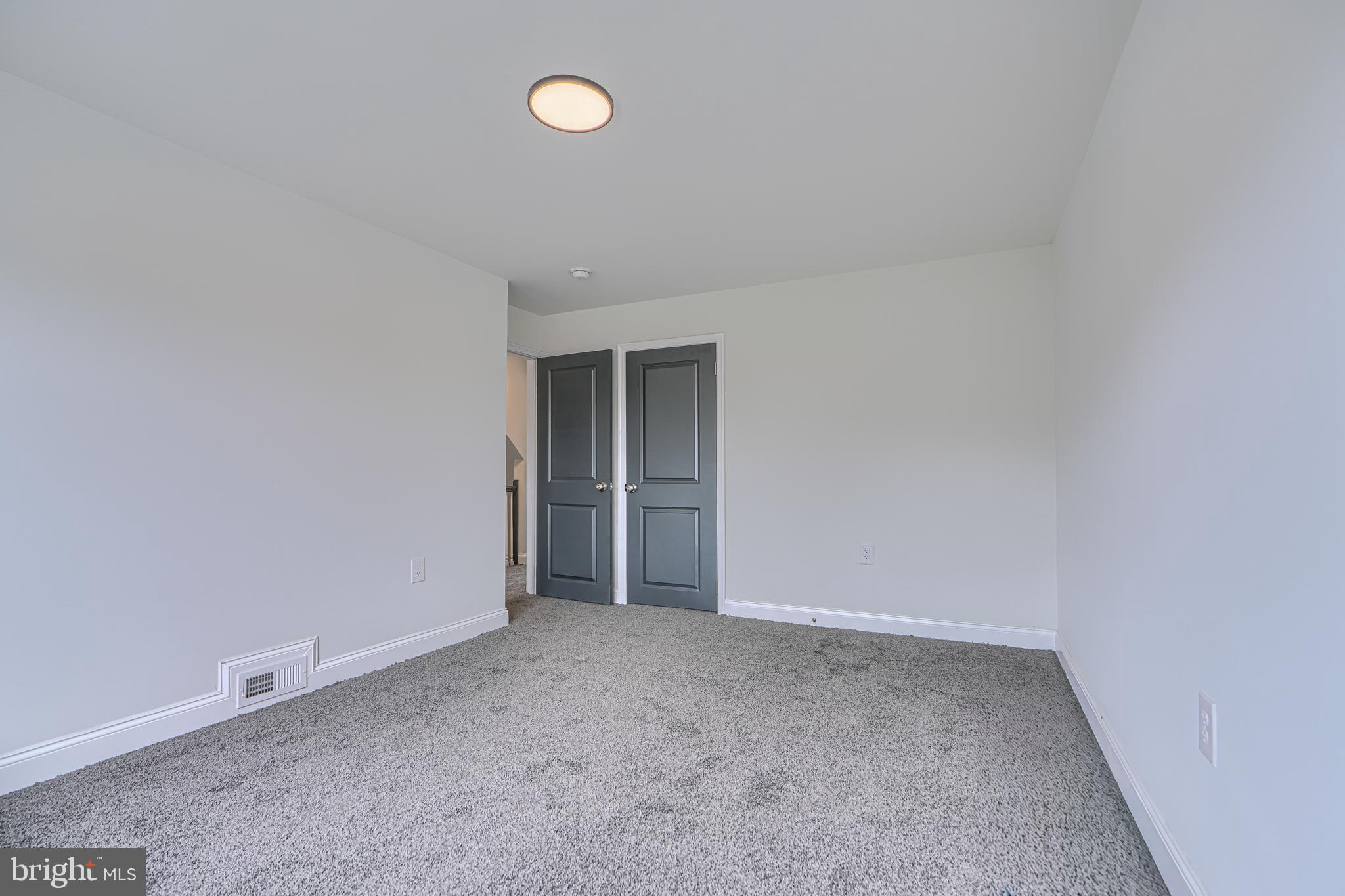 1905 Heathfield Road Baltimore, MD 21239 - Photo 23 of 49