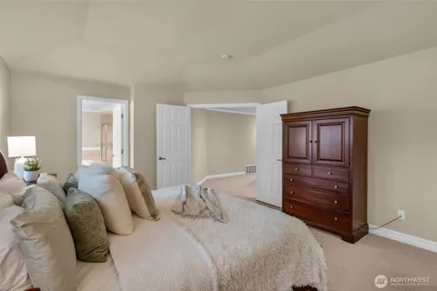 $1,699,000 | 26017 Southeast 23rd Place, Sammamish, WA 98075