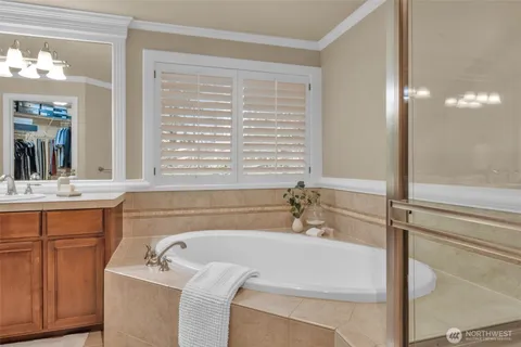 $1,699,000 | 26017 Southeast 23rd Place, Sammamish, WA 98075