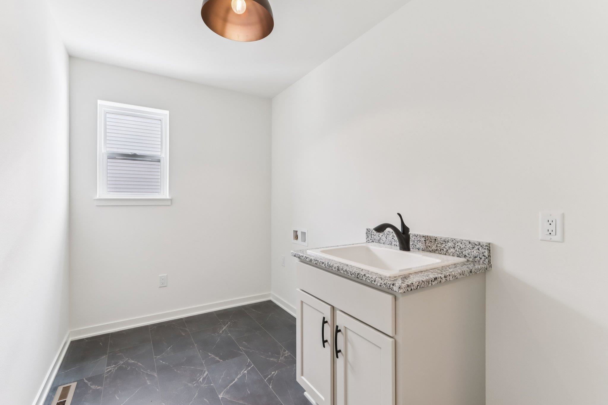 515 Fundamental Way Cottage Grove, WI 53527 - Photo 13 of 26