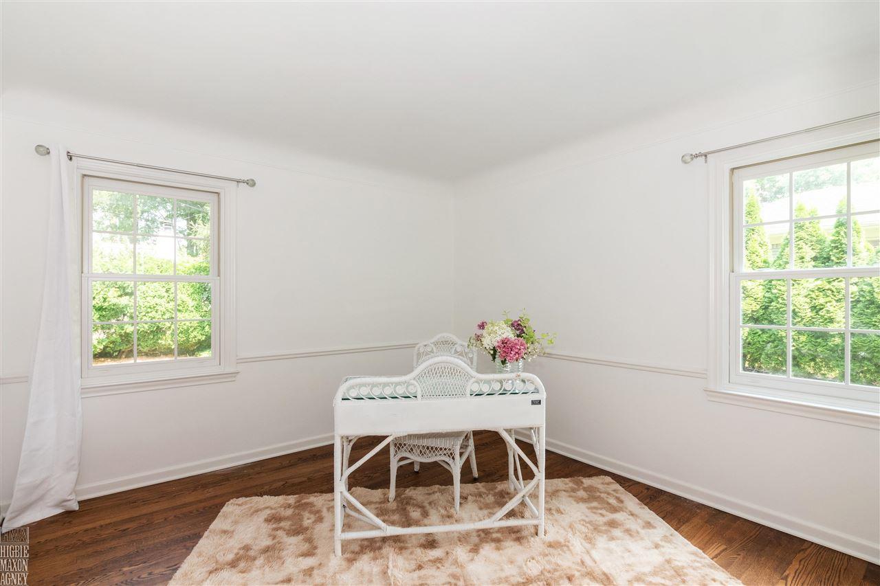 260 Stephens Road Grosse Pointe Farms, MI 48236 - Photo 15 of 29
