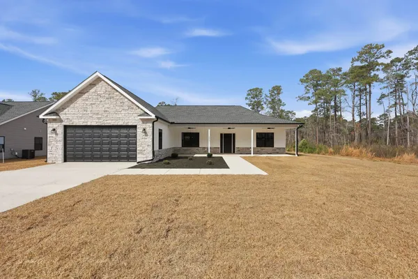 $370,000 | 7879 East Highway 19, Loris, SC 29569