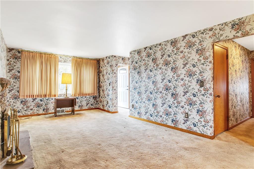 1710 Roosevelt Road Pittsburgh, PA 15237 - Photo 5 of 20 Gallery Image 5