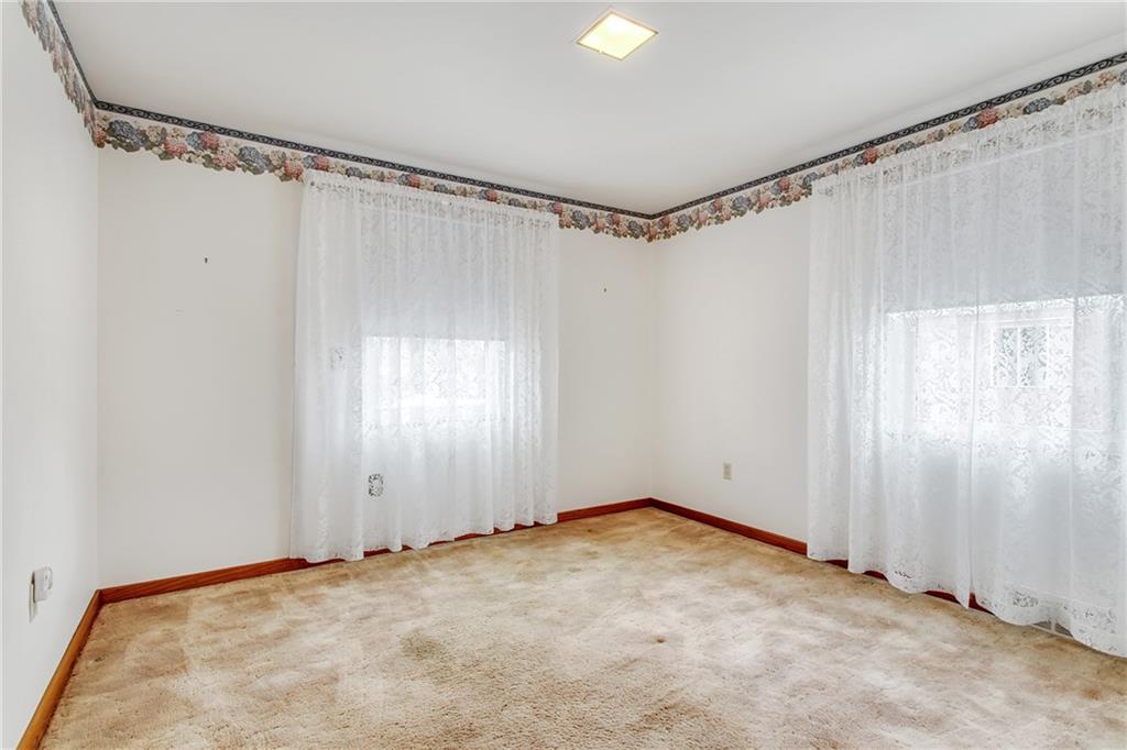 1710 Roosevelt Road Pittsburgh, PA 15237 - Photo 8 of 20 Gallery Image 8