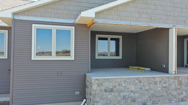 $481,400 | 1419 Prairie Lake Circle, Neenah, WI 54956