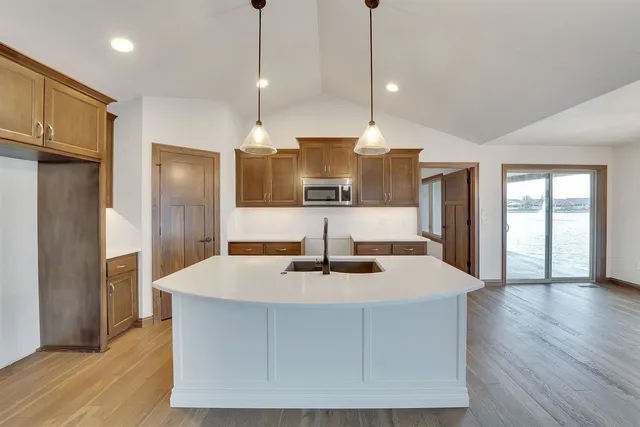 $481,400 | 1419 Prairie Lake Circle, Neenah, WI 54956