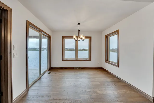 $481,400 | 1419 Prairie Lake Circle, Neenah, WI 54956