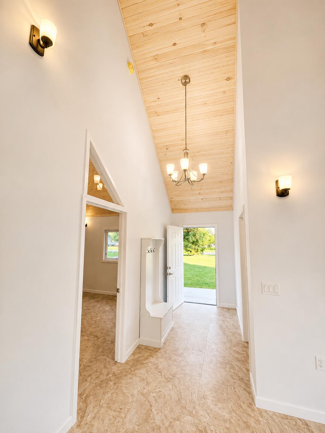 415 George Street Cheboygan, MI 49721 - Photo 8 of 36 Gallery Image 8