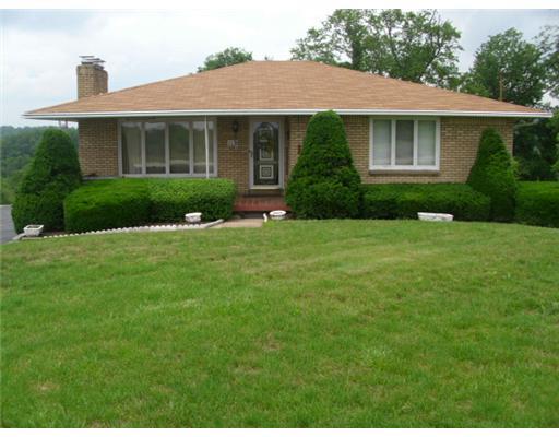 119 Crossridge Road Charleroi, PA 15022 - Photo 1 of 14 Exterior Front.