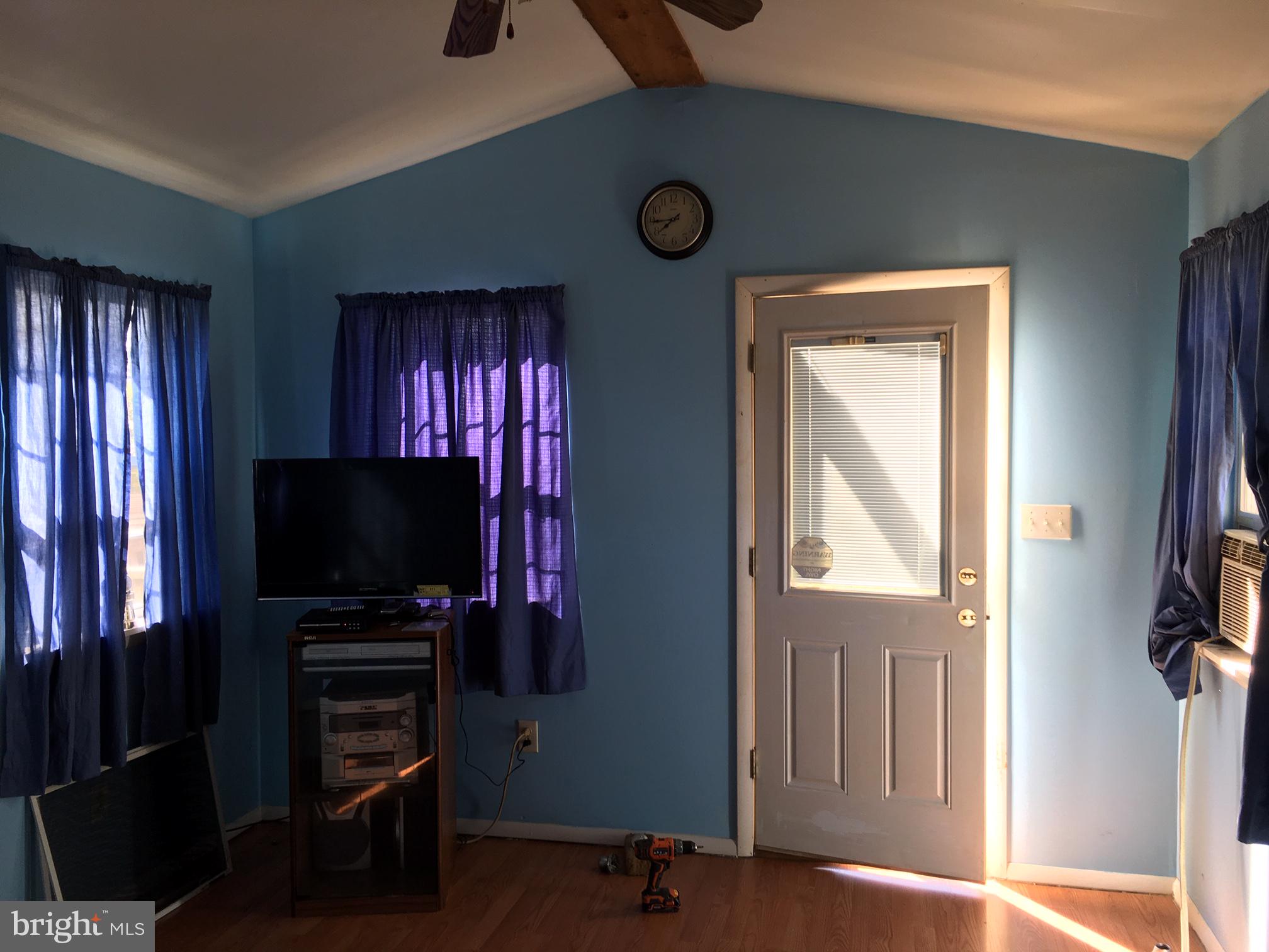 3800 Fringer Road Taneytown, MD 21787 - Photo 20 of 41 Family Room
