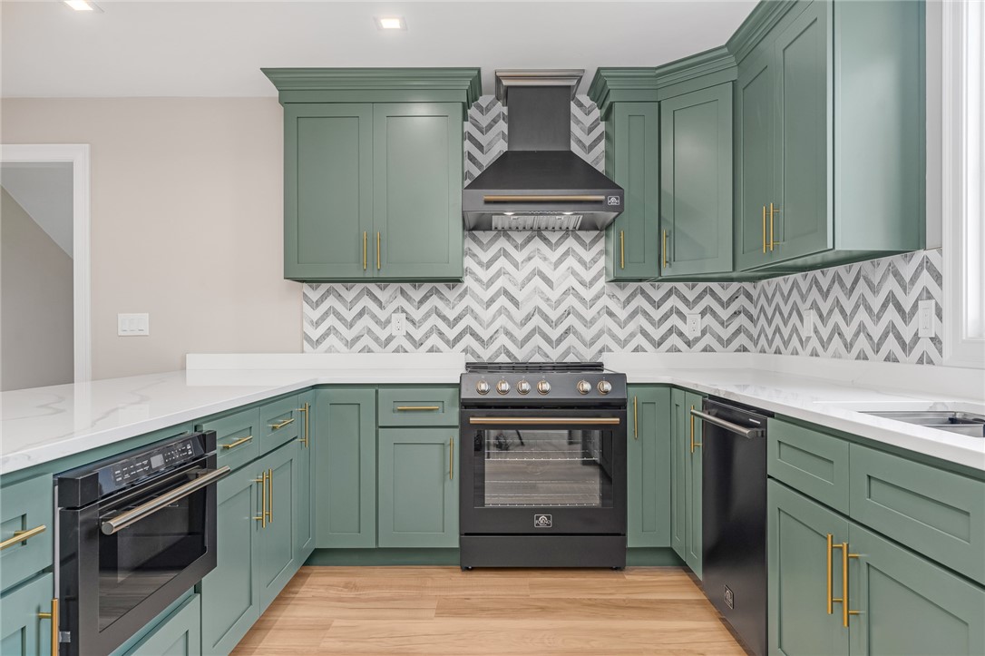 6 Potter Street Newport, RI 02840 - Photo 3 of 22