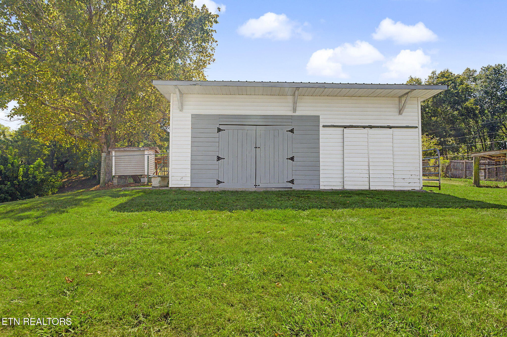 536 Corum Road Knoxville, TN 37924 - Photo 5 of 60 5-web-or-mls-536-corum-rd