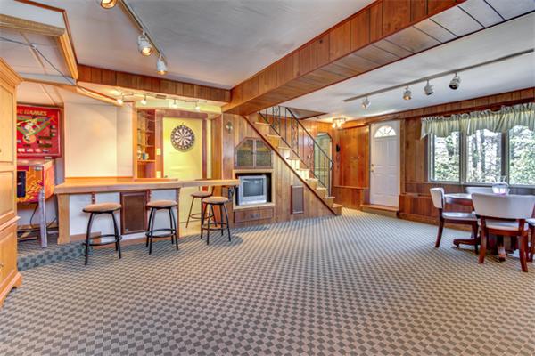 71 Boston Rock Road Melrose, MA 02176 - Photo 21 of 30 Gallery Image 21