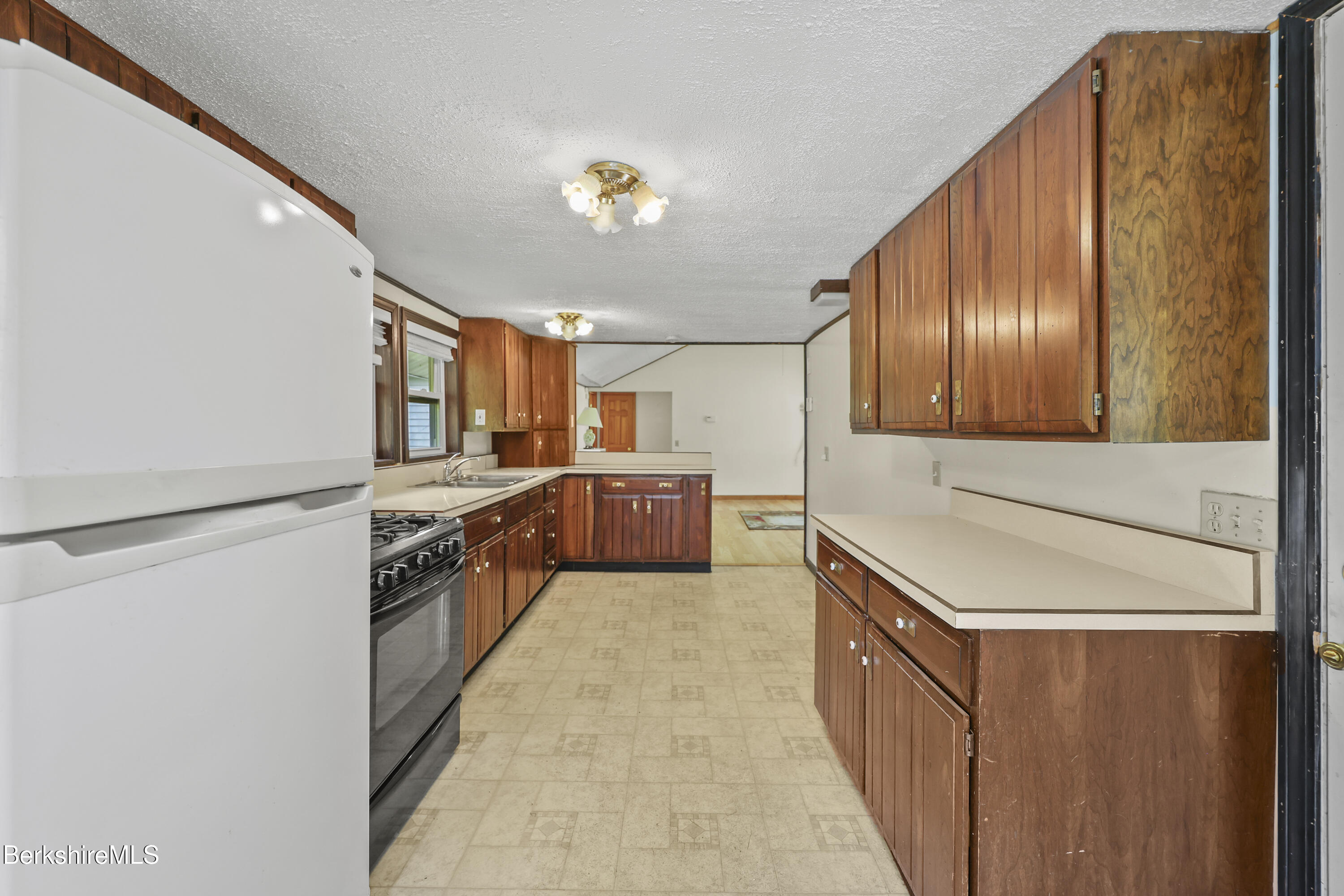 30 Jackson Road Savoy, MA 01256 - Photo 8 of 42 Kitchen
