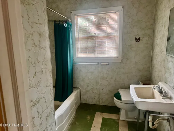 $200,000 | 154 Sunset Park Road, Bladenboro, NC 28320