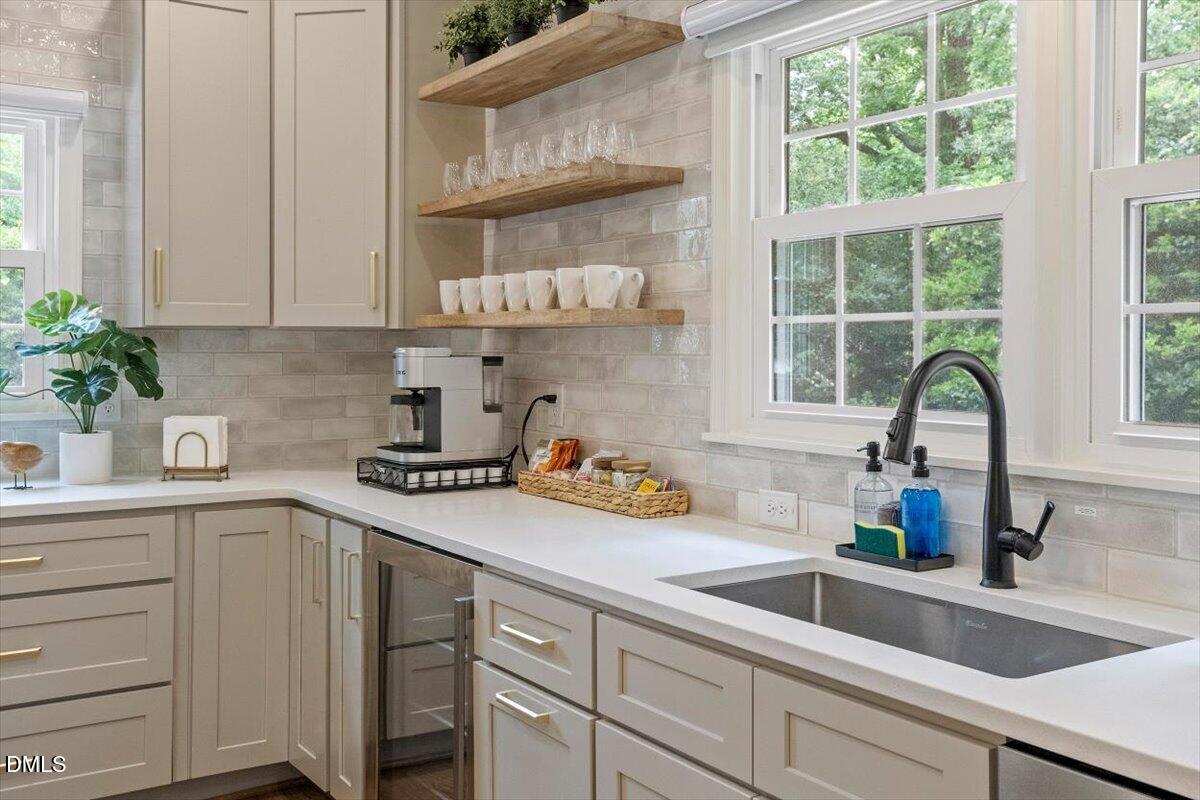 4805 Kilkenny Place Raleigh, NC 27612 - Photo 7 of 30