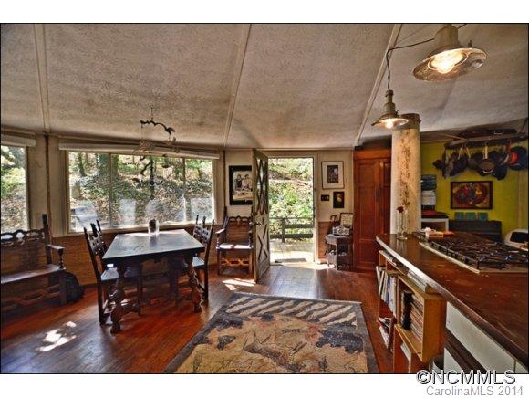 826 Town Mountain Road Asheville, NC 28804 - Photo 6 of 12