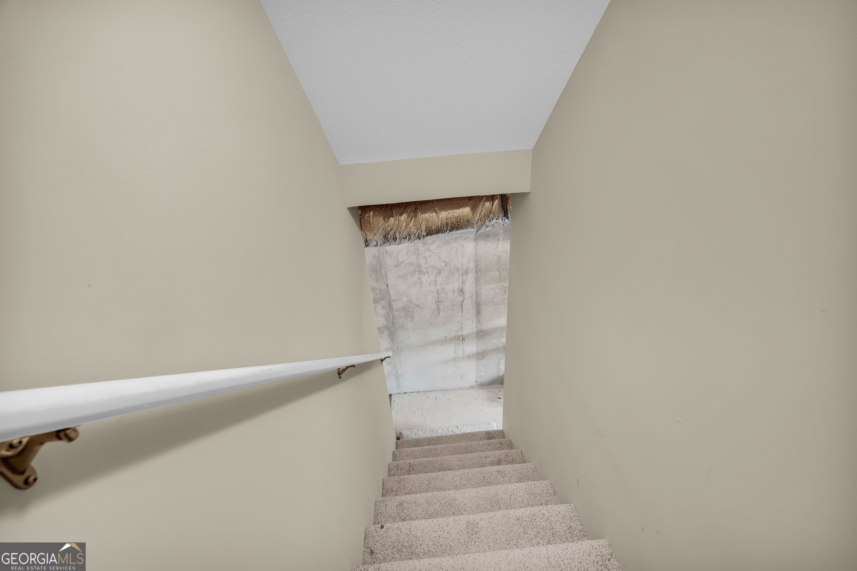 3248 Metasville Road Washington, GA 30673 - Photo 83 of 97 a view of staircase with white walls