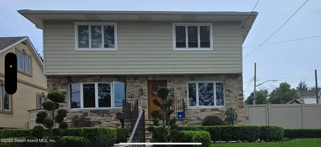 $1,050,000 | 132 Fisher Avenue | Tottenville