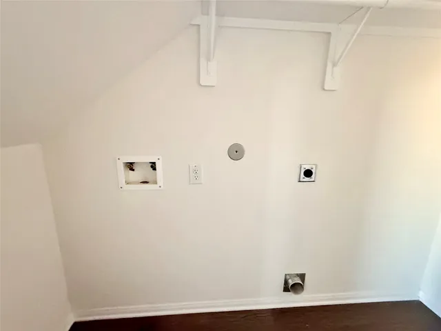 $2,799 | 408 Magnolia Street, Richwood, TX 77531