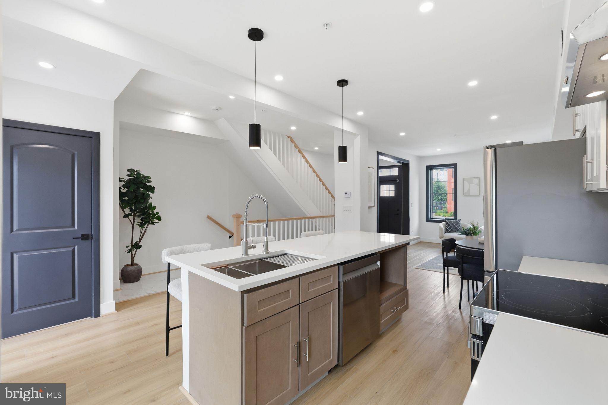 1024 Spring Road Northwest Washington, DC 20010 - Photo 10 of 32 Gallery Image 10