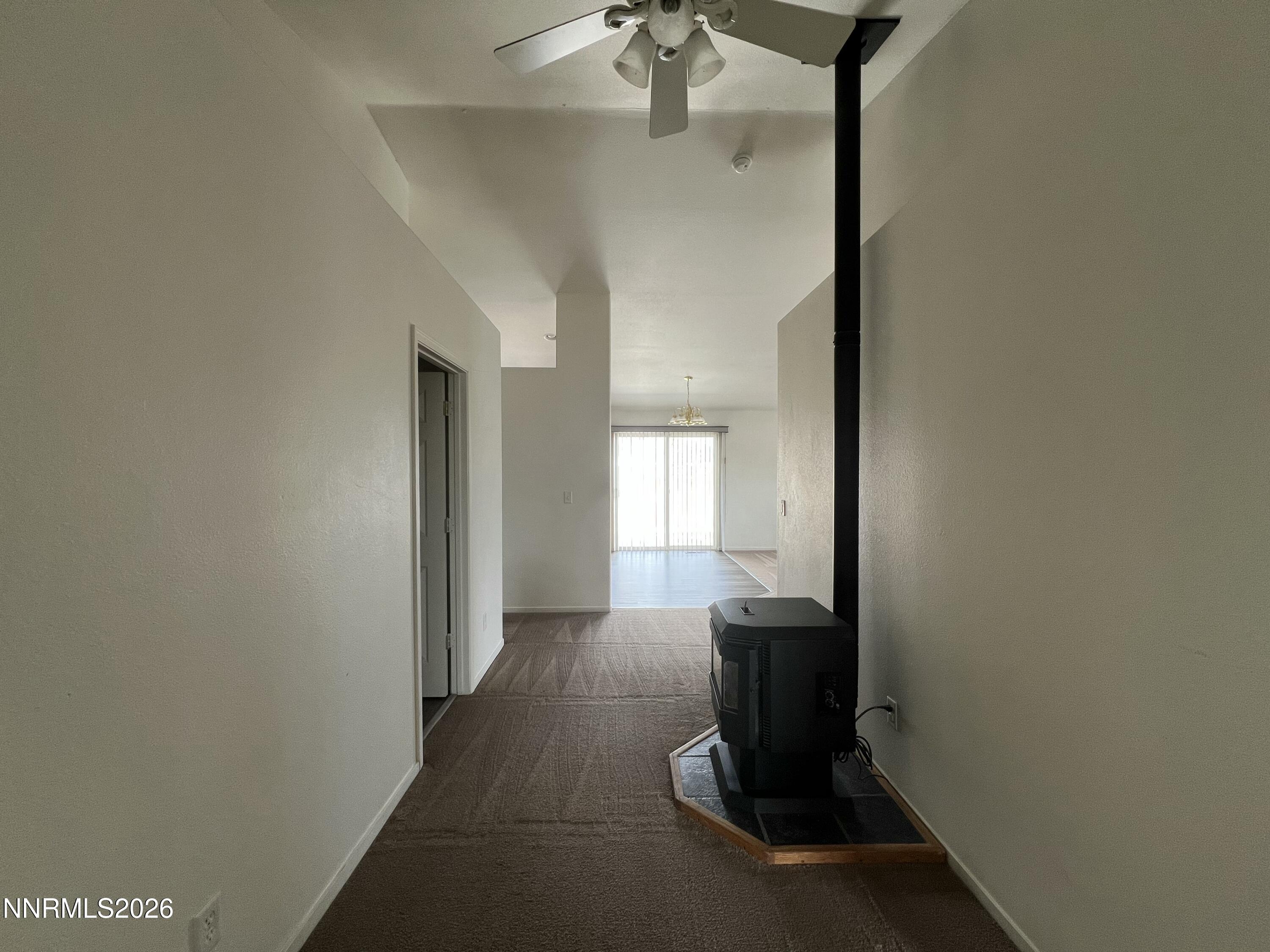 298 Emigrant Way Fernley, NV 89408 - Photo 2 of 15 IMG_4538 2