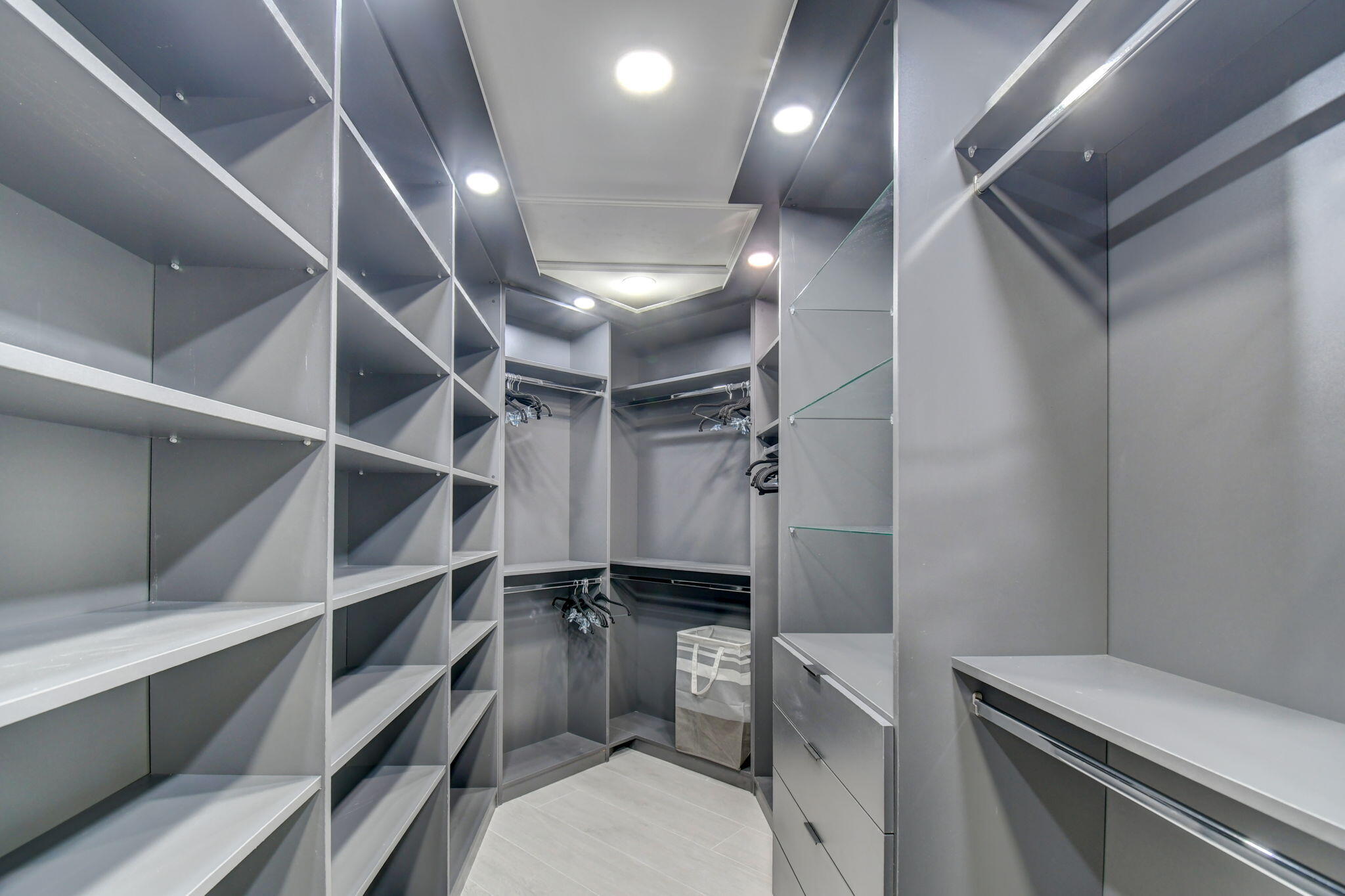 13302 Doubletree Circle Wellington, FL 33414 - Photo 29 of 82 a view of walk in closet with empty racks