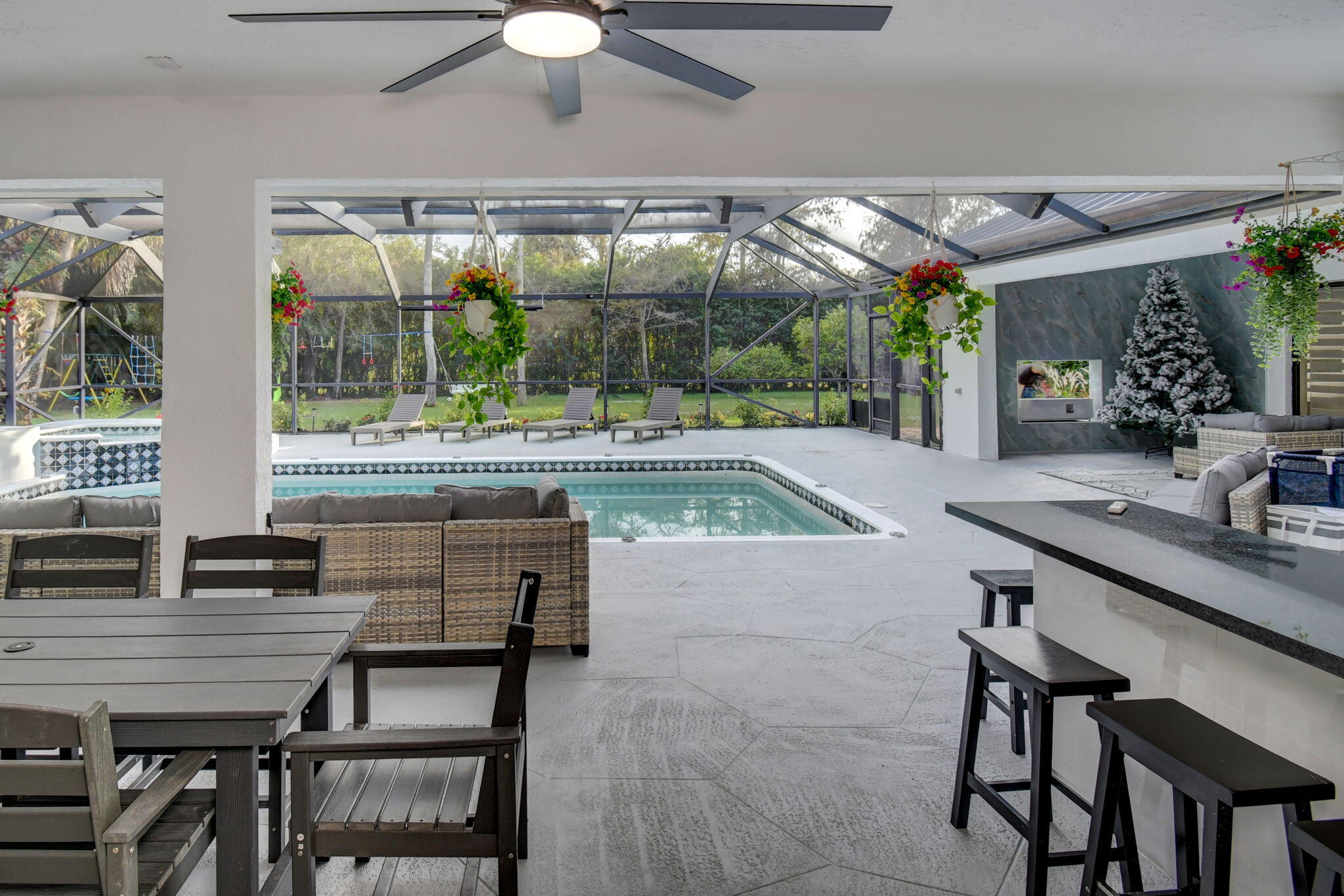 13302 Doubletree Circle Wellington, FL 33414 - Photo 46 of 82 a dining room with furniture and window