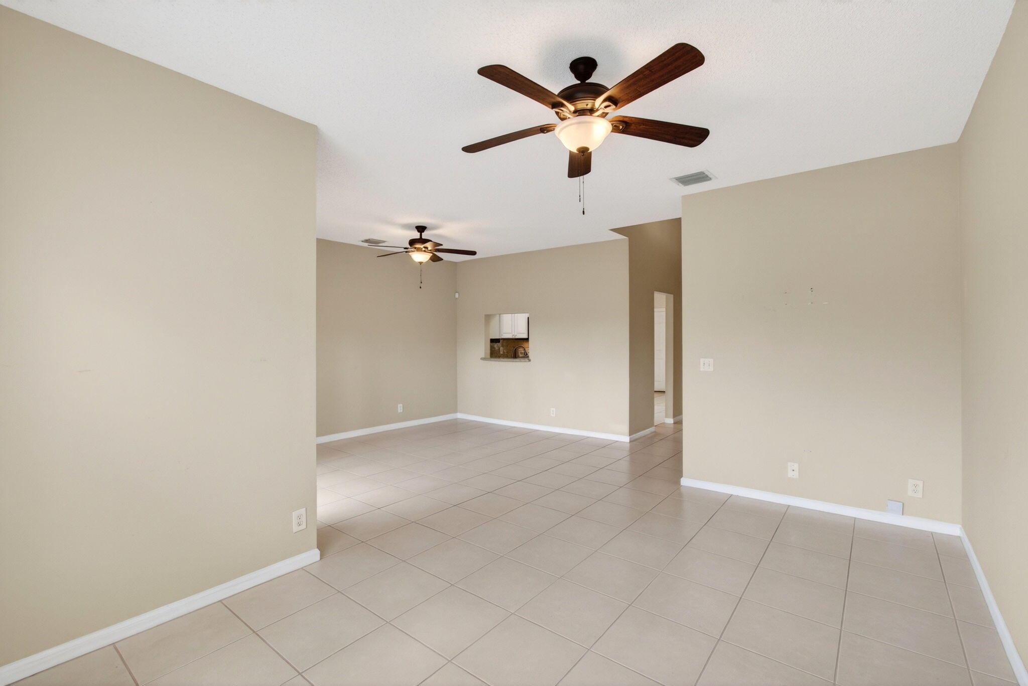 8289 Vía Serena Boca Raton, FL 33433 - Photo 11 of 84 21-web-or-mls-DSC_1679