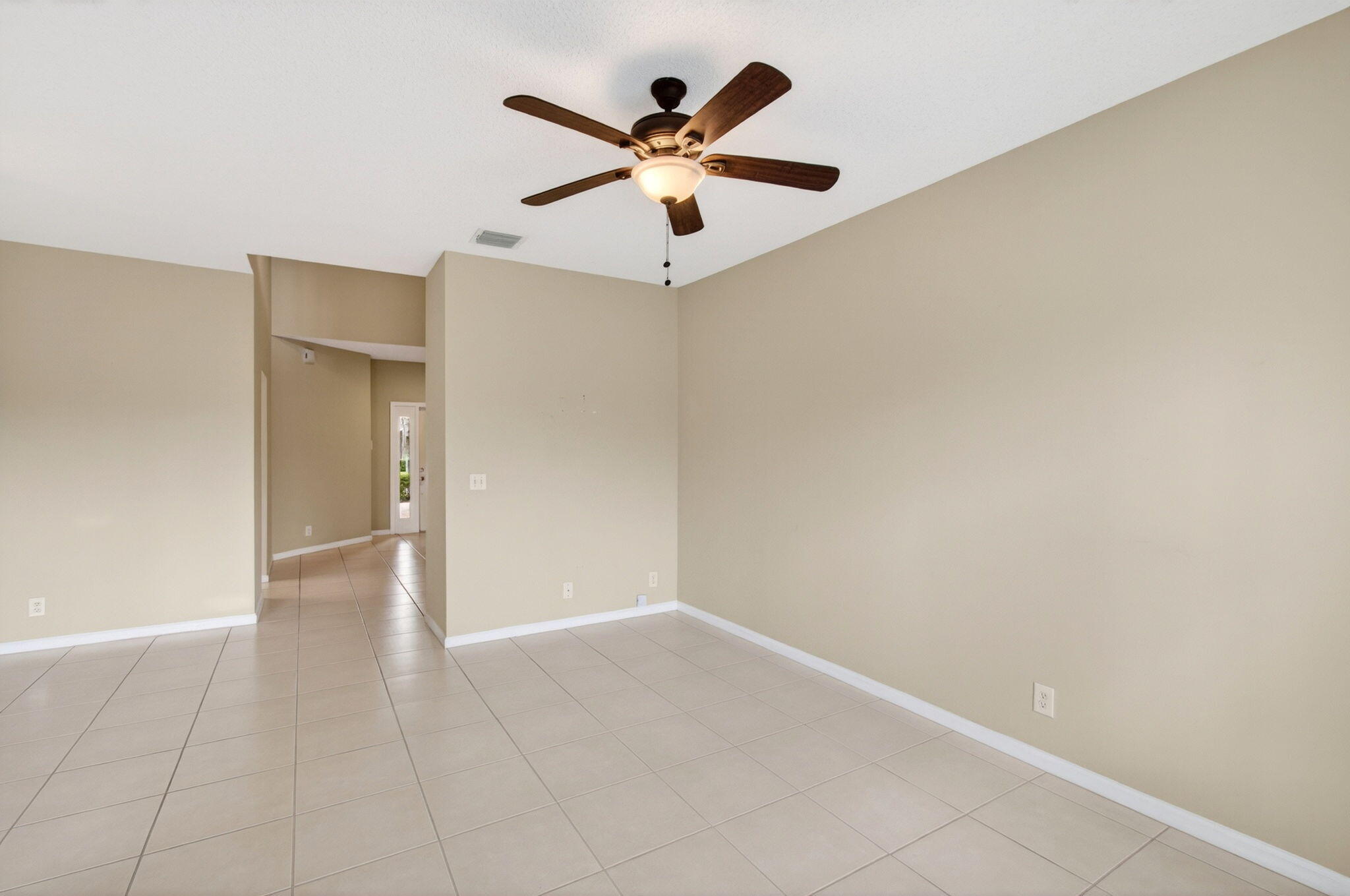 8289 Vía Serena Boca Raton, FL 33433 - Photo 12 of 84 22-web-or-mls-DSC_1688