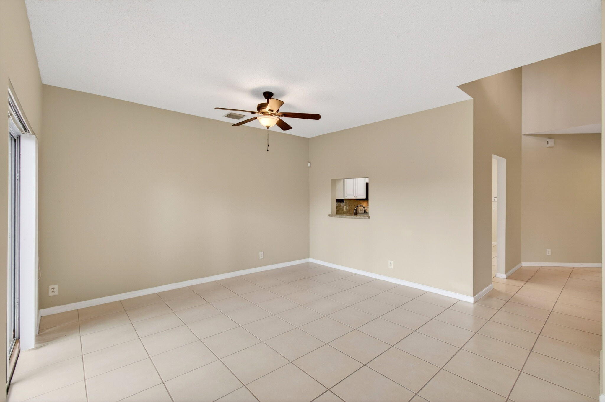 8289 Vía Serena Boca Raton, FL 33433 - Photo 13 of 84 23-web-or-mls-DSC_1689